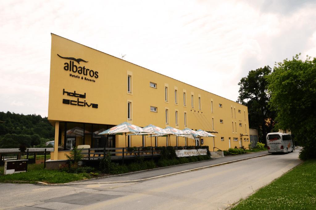 Hotel Active Прахатице Екстериор снимка