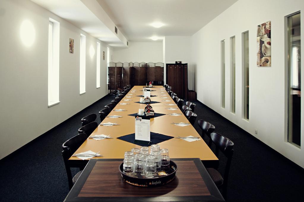 Hotel Active Прахатице Екстериор снимка